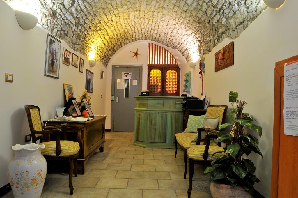 فندق S'Ammentu بوسا المظهر الخارجي الصورة